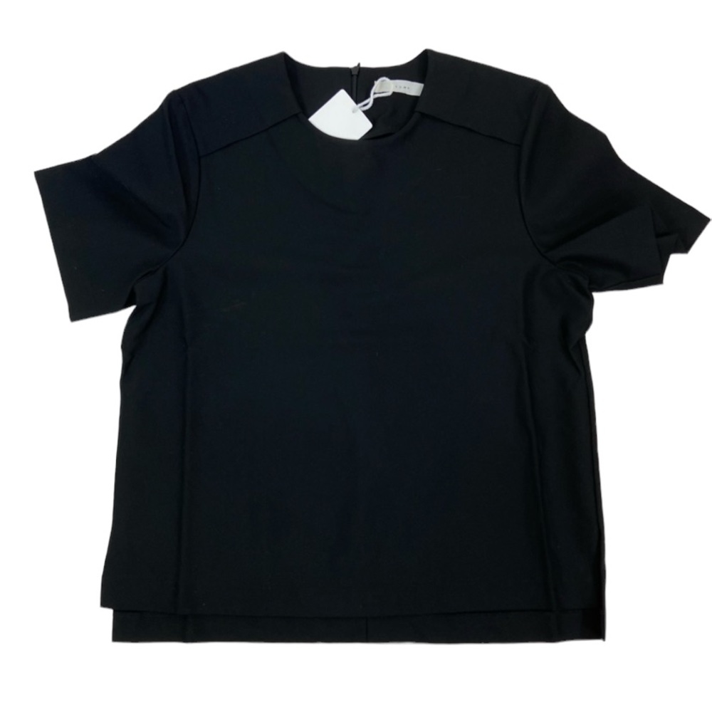 LUNA black heavy short sleeve black leather buckle top shirt. Size medium NWT